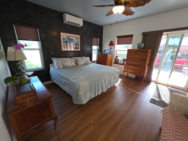 Building Photo - 1367 Kakae Pl