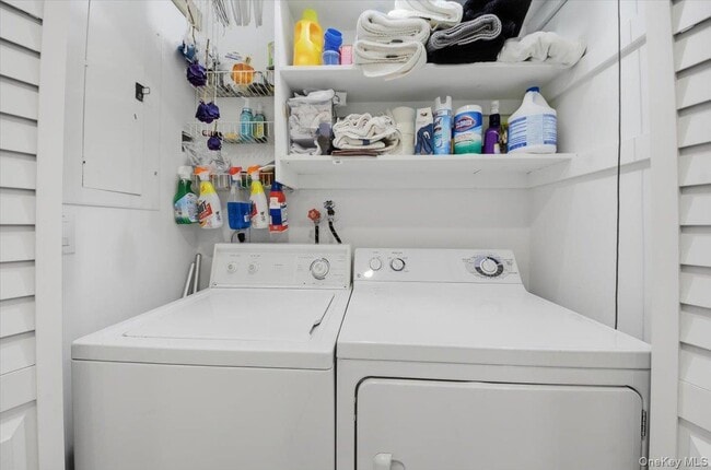 Building Photo - 180 Heritage Hills