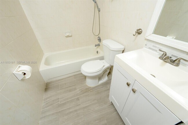 Building Photo - 14471 SW 139th Ave Cir W