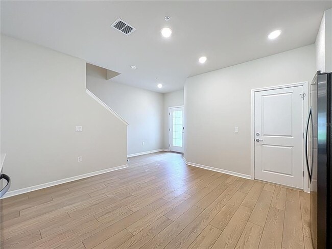 Building Photo - 431 Meadowland Pt