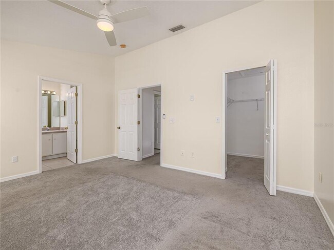 Building Photo - 9619 Carlsdale Dr