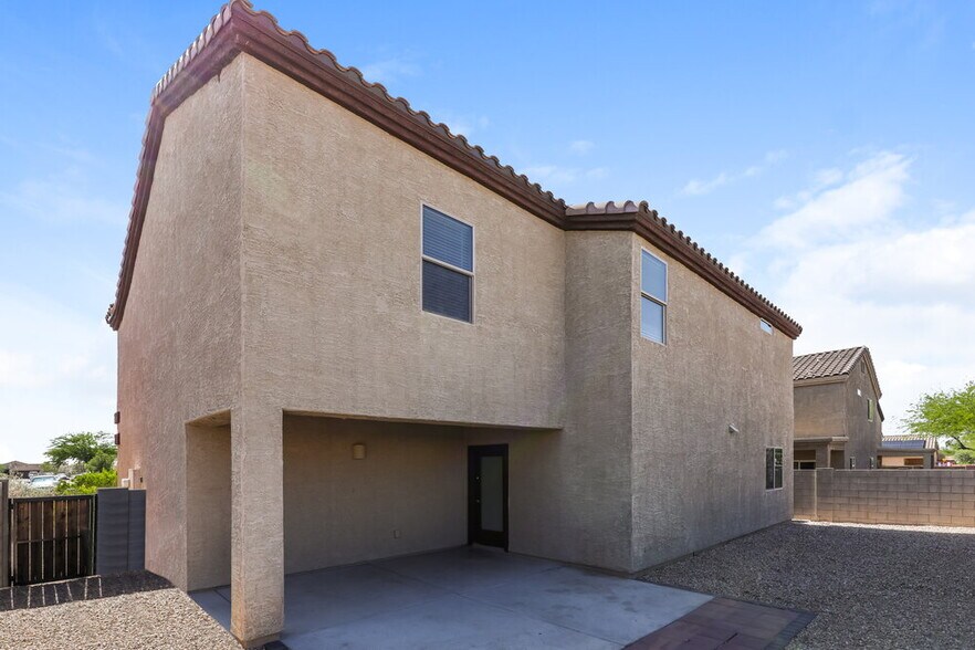 Building Photo - 6542 E Brushback Loop