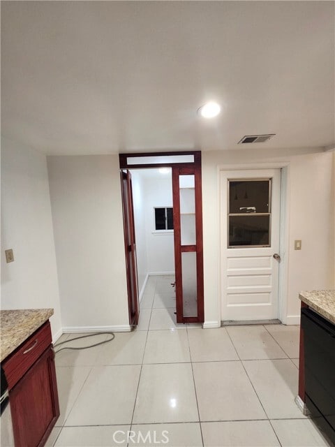 Building Photo - 2417 E Gloria St