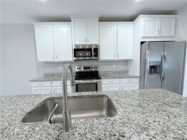 Building Photo - 4387 Dutchess Park Rd