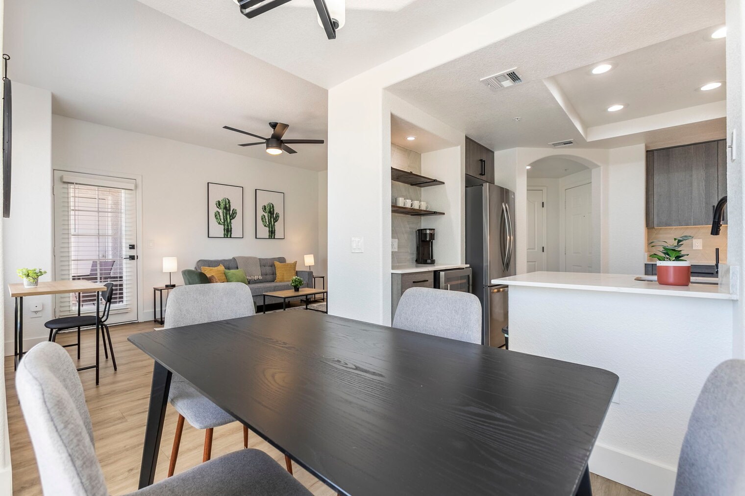 Building Photo - 15608 N 71st St