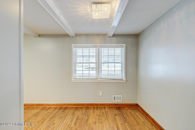 Building Photo - Dellwood Dr.