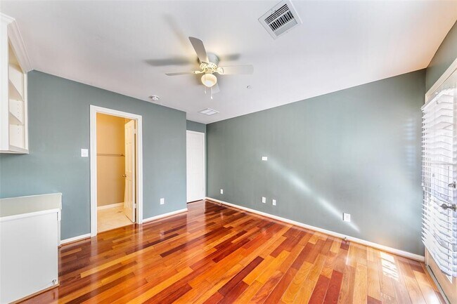 Building Photo - 11839 Stuckey Ln