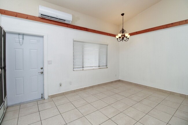 Building Photo - ANNUAL UNFURNISHED ** Wiggins Pass West **...