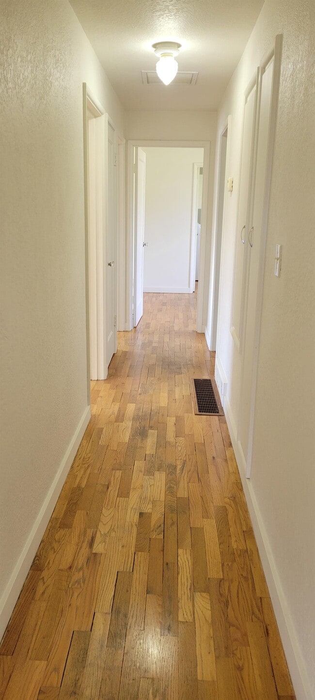 Building Photo - 6207 Wildaire Rd SW