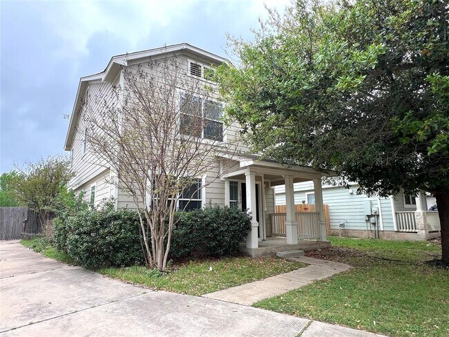 Building Photo - 2829 Deerfern Ln