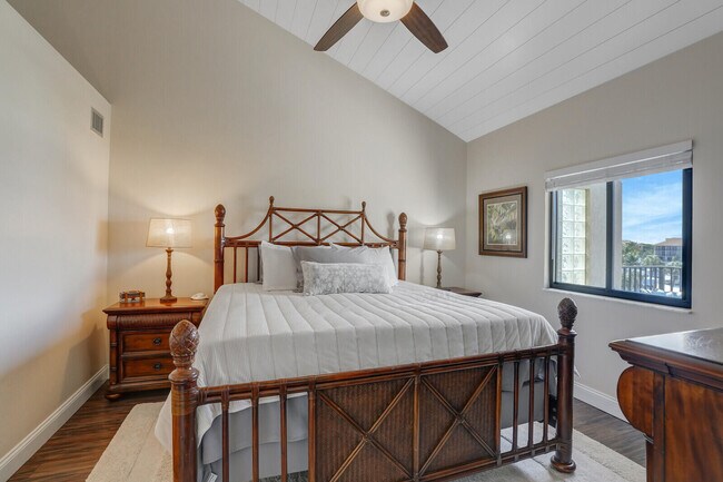 Building Photo - 801 Seafarer Cir
