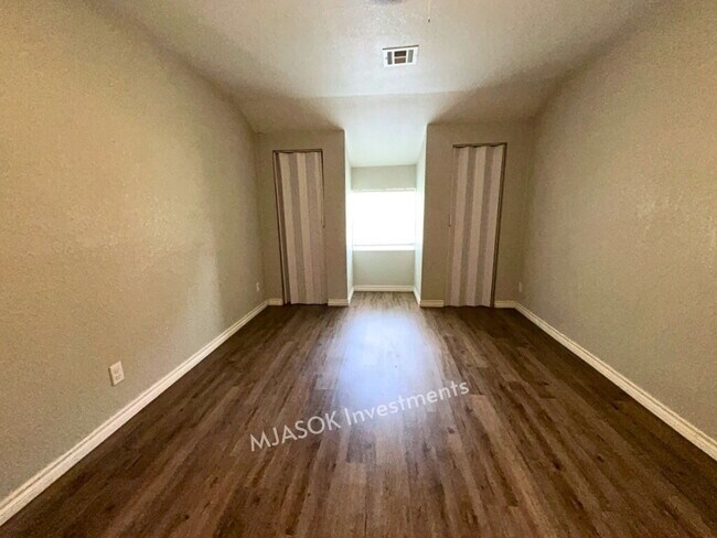 Building Photo - 3-Bed, 2-Bath Home Minutes from Fort Sill