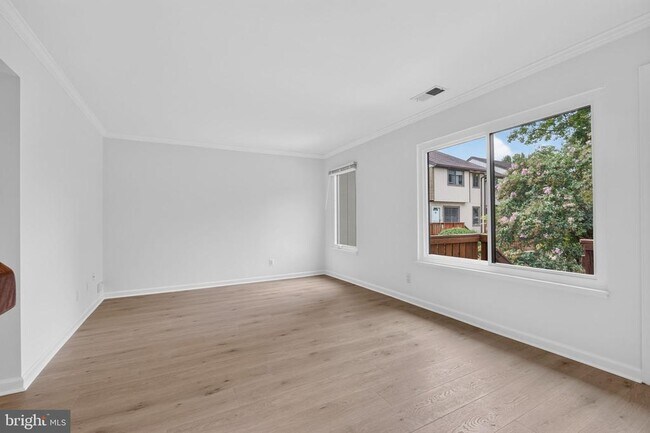 Building Photo - 1703 Westwind Way