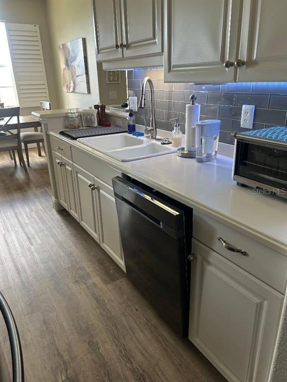 Building Photo - 940 Cooper St