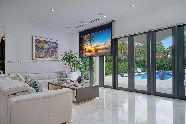 Building Photo - 3747 Prairie Ave