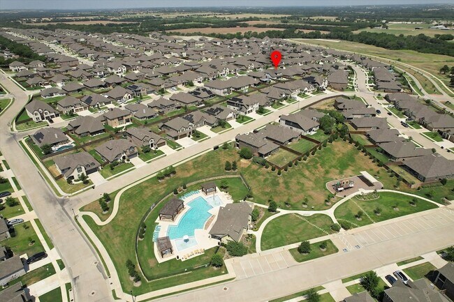 Building Photo - 1202 Alderwood Dr