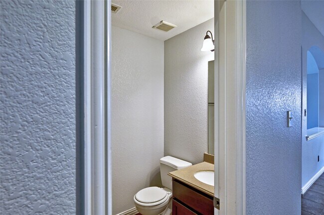 Building Photo - 5418 Brookway Willow Dr