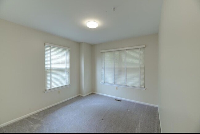 Bedroom (3) - 6942 Malachite Pl