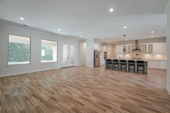 Building Photo - 25018 Rhett Butler Ct