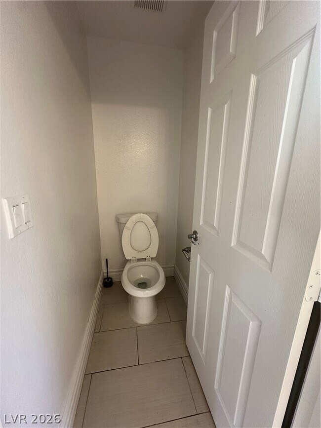 Building Photo - 9763 Waukegan Ave