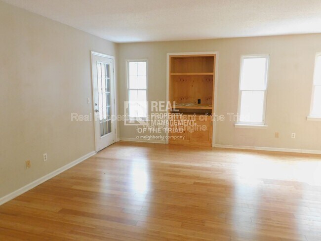 Building Photo - 4312 Edith Ln