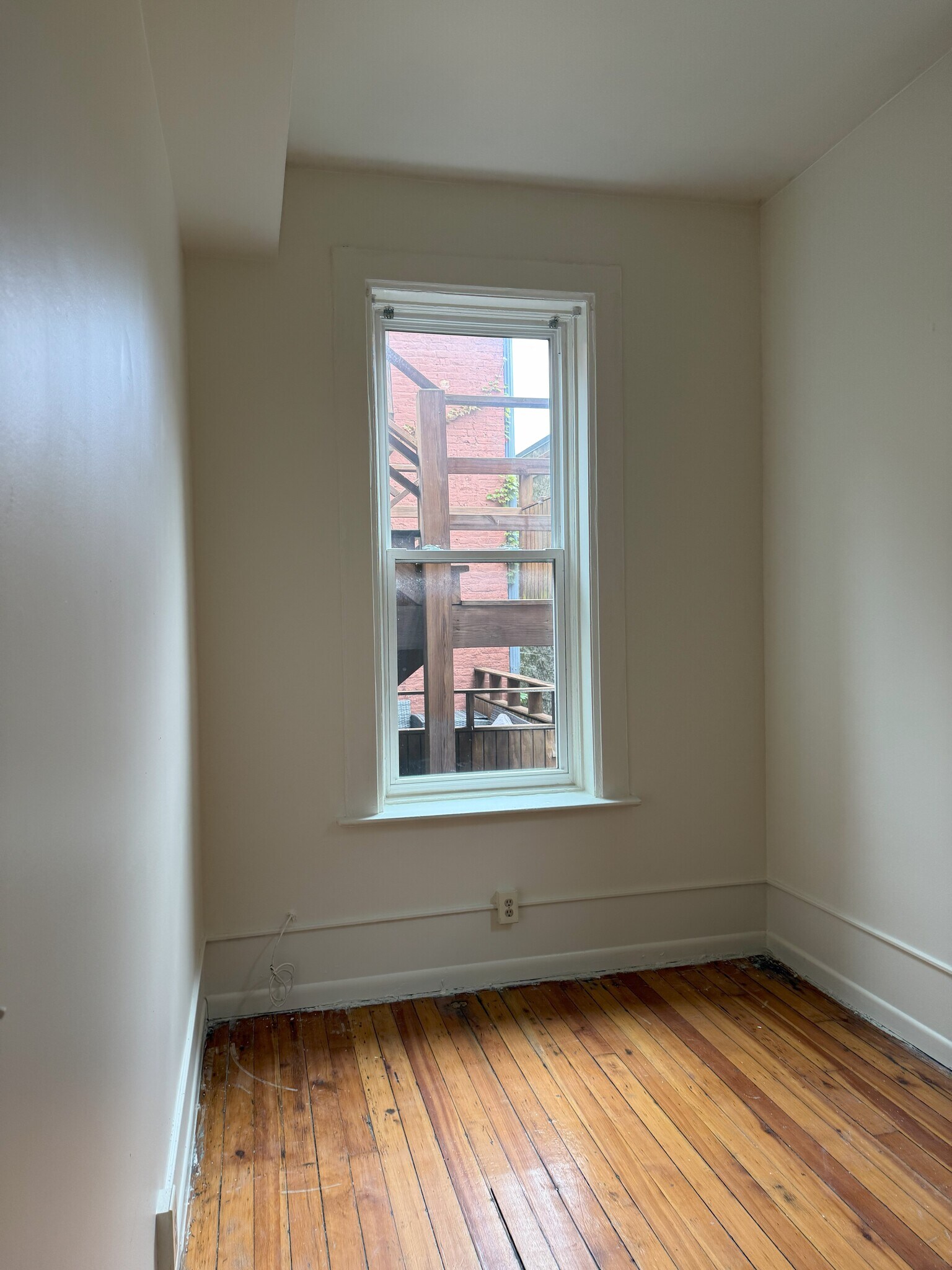 bedroom 3 view - 2059 N Clifton Ave