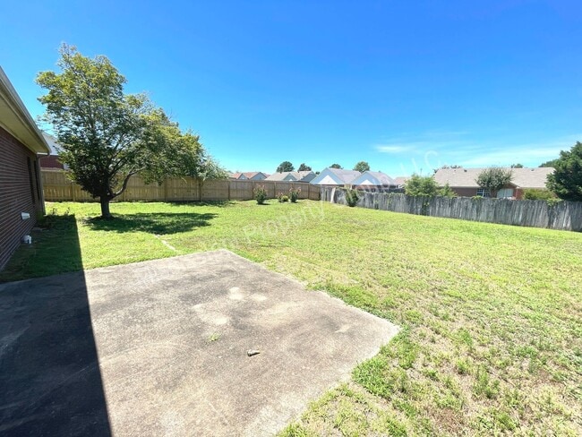 Building Photo - 3BD/2BA FOR RENT