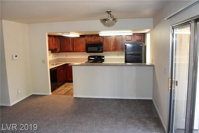 Building Photo - 4401 Alexis Dr