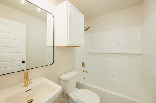 Building Photo - 409 Prairie Dog Dr