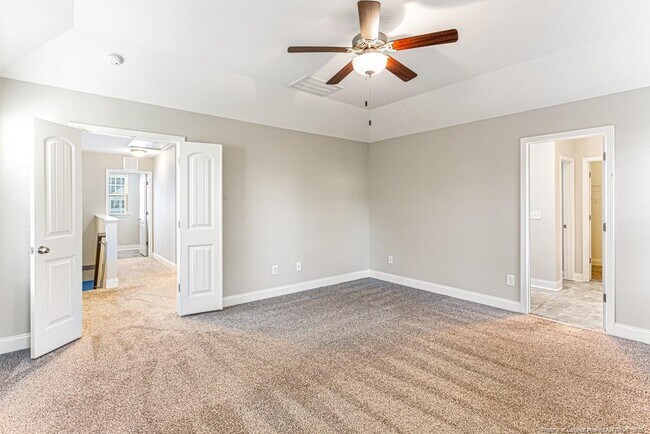 Building Photo - 2240 Mannington Dr