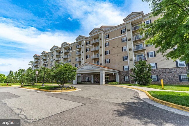 Building Photo - 6301 Edsall Rd