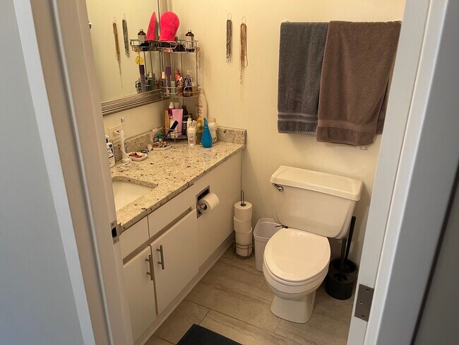 Building Photo - 440 N Wabash Ave