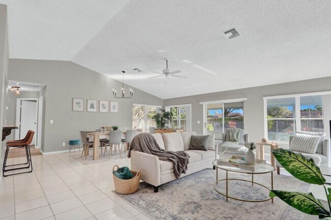 Building Photo - 1544 Old Cypress Trail