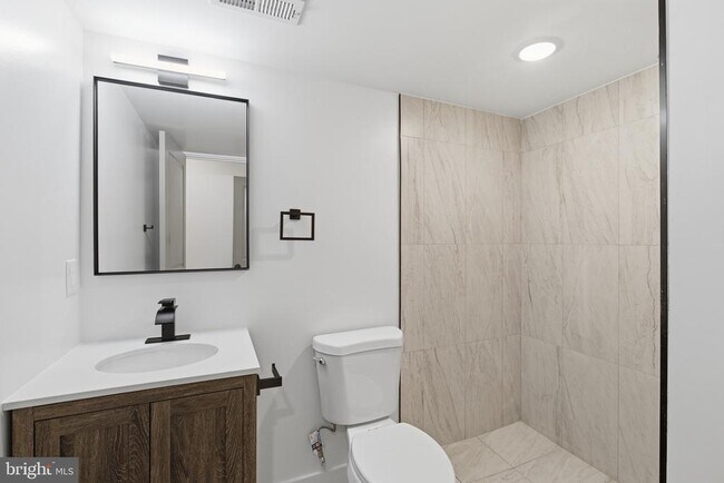 Building Photo - 2223 N 22nd St