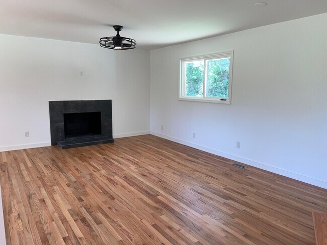 Building Photo - 2897 Wagener Rd