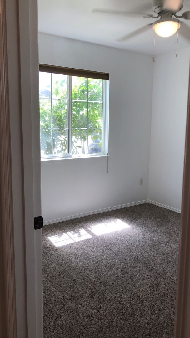 Building Photo - Highly Desirable Villas at Kenolio Ground Floor Corner Unit Available 5/1/26