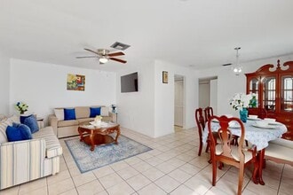 Building Photo - 4017 Audubon Dr