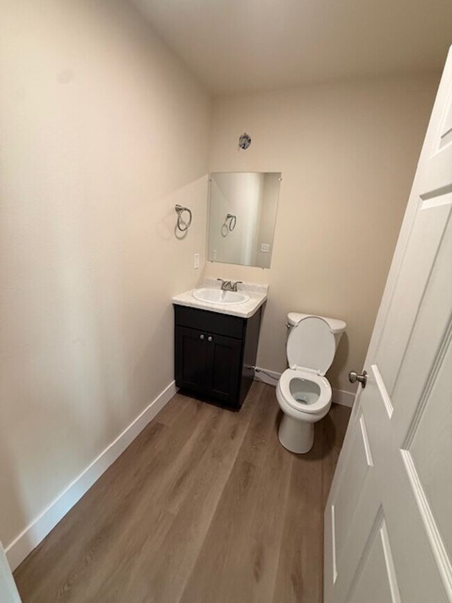 Building Photo - Brand New 3 Bedroom Duplex