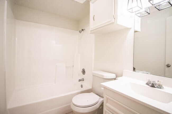 Building Photo - 2218 88th St