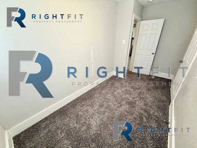 Building Photo - Cottage with a large porch