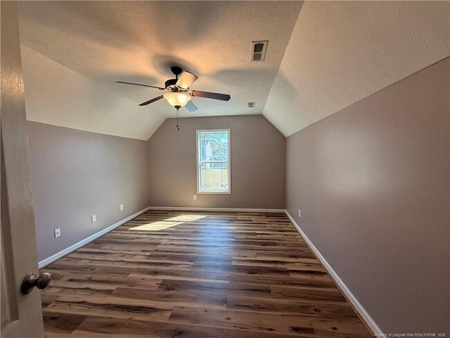 Building Photo - 254 Eclipse Dr