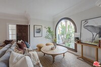 Building Photo - 7464 Hollywood Blvd