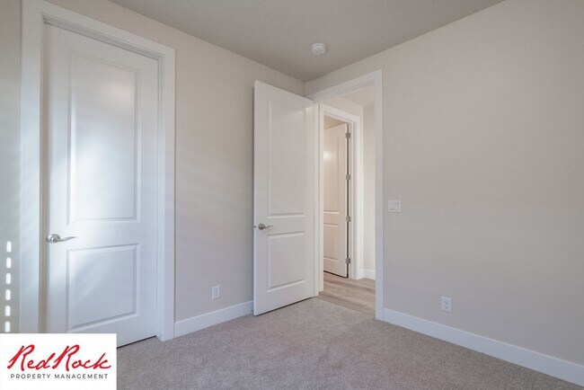 Building Photo - 3 Bedroom Home In Brio Community – Washington City