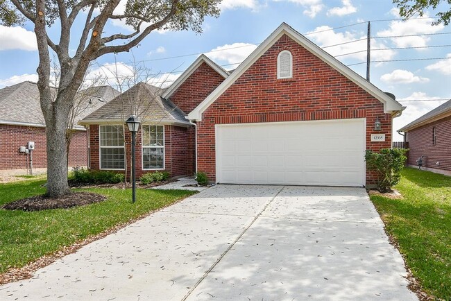 Building Photo - 12335 Shadowvista Dr