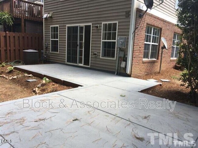 Building Photo - 5330 Echo Ridge Rd