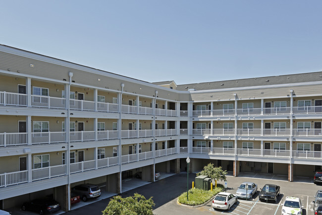 Building Photo - Belmont at City Center