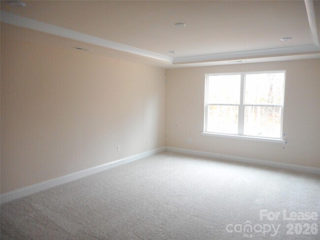 Building Photo - 17015 Dogwood Crk Ln