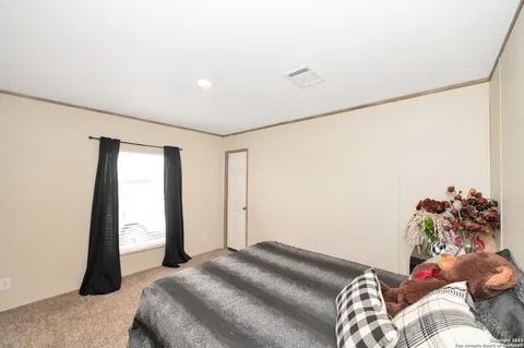 Building Photo - 70 Gallinas Crk Rd