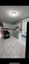 Building Photo - 3313 W 38th Pl