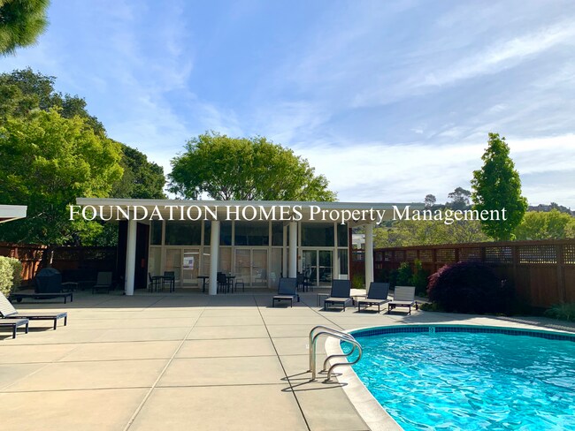 Building Photo - Penthouse Living on the Water, Mill Valley's Best-Kept Secret - Pool- Tennis - FOUNDATION